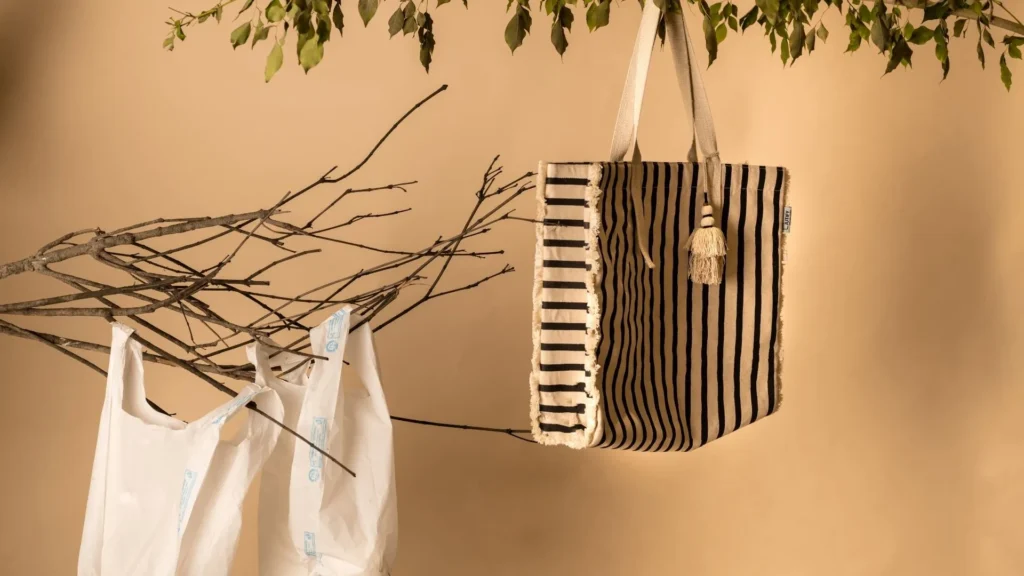 Jute bag in Reducing Plastic Waste